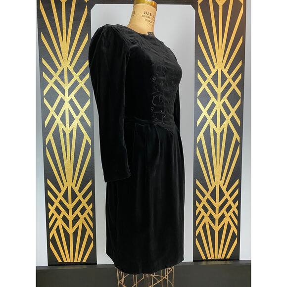 1980s black velvet embroidered Laura Ashley dress pleated puff shoulders 80s sm - Picture 5 of 10